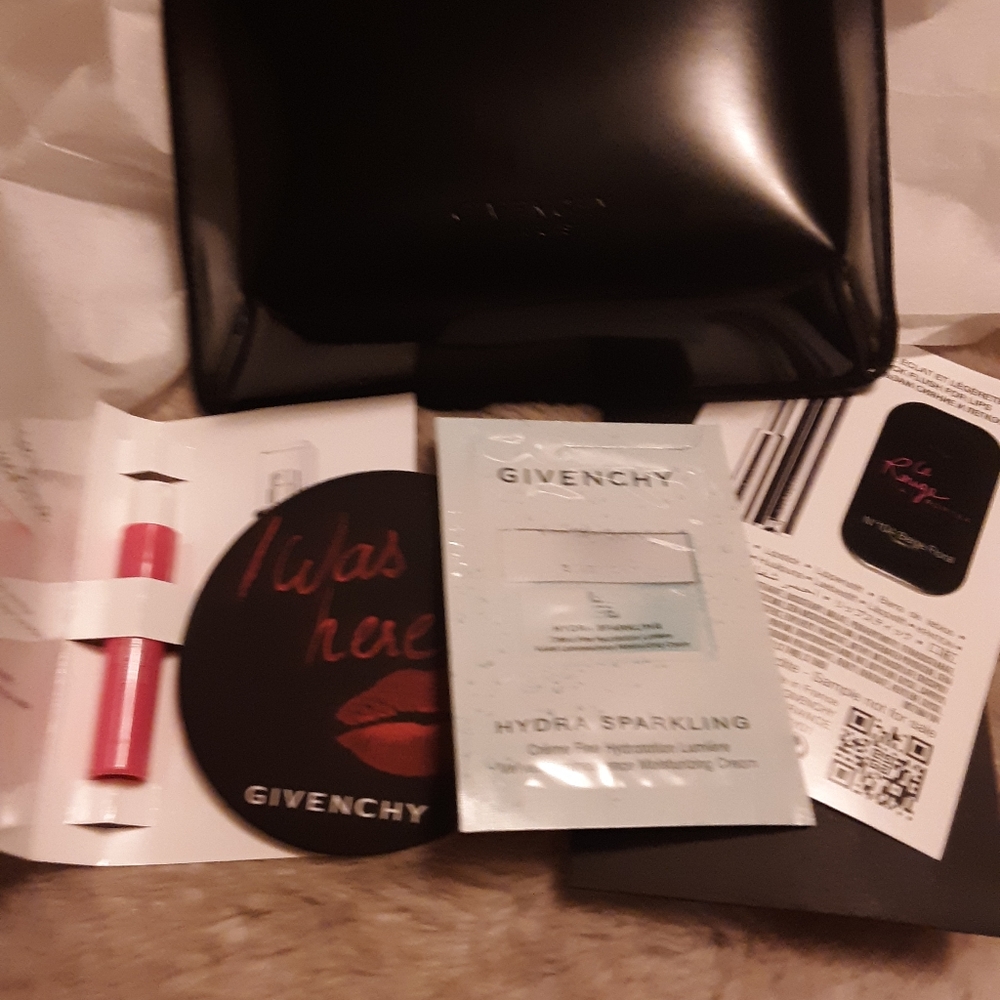 Givenchy Make Up Bag & Samples